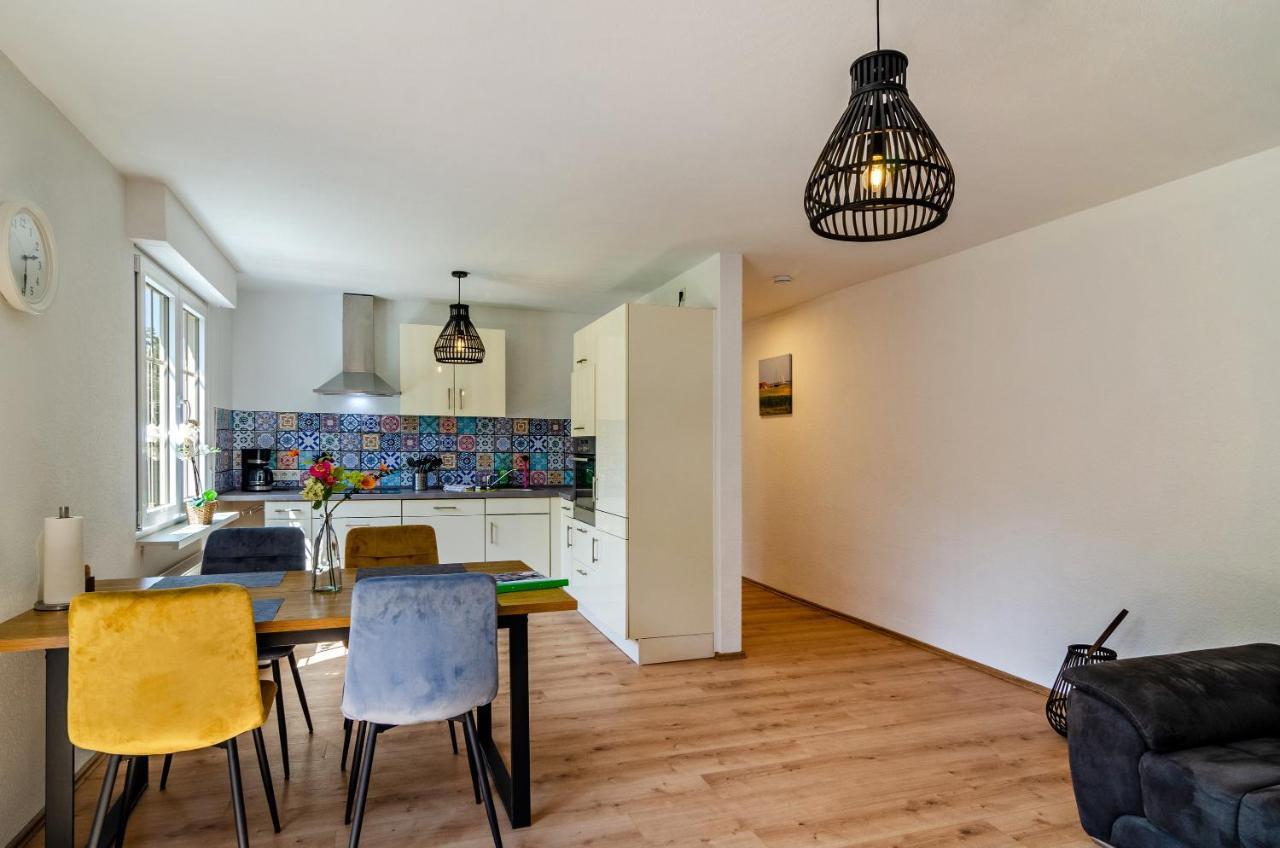 Ferienhaus Sonnenschein - Wohnung 1 Norden Extérieur photo